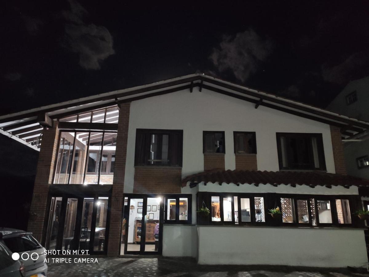 Hotel Villa Isabel Саленто Экстерьер фото